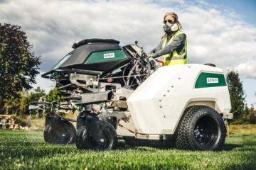 LESCO stand-on spreaders and sprayers