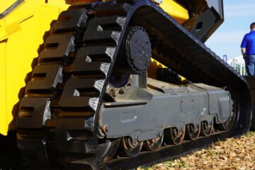 Titan rubber tracks