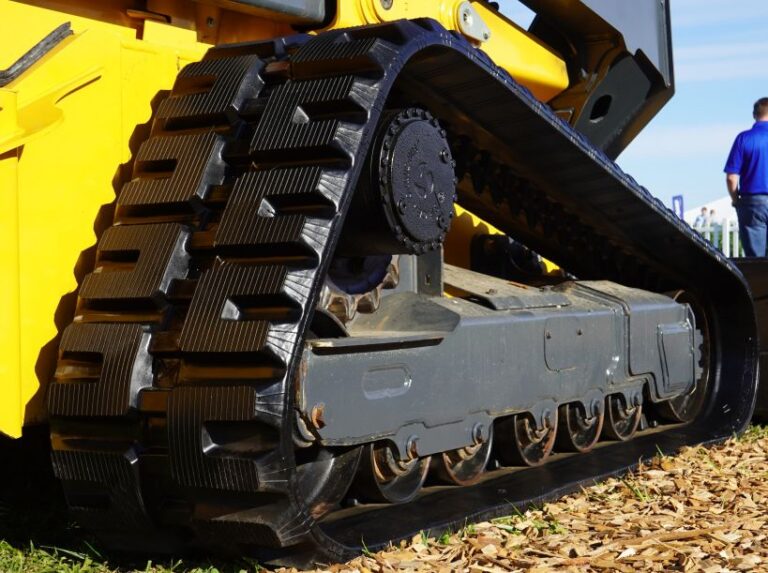 Titan rubber tracks